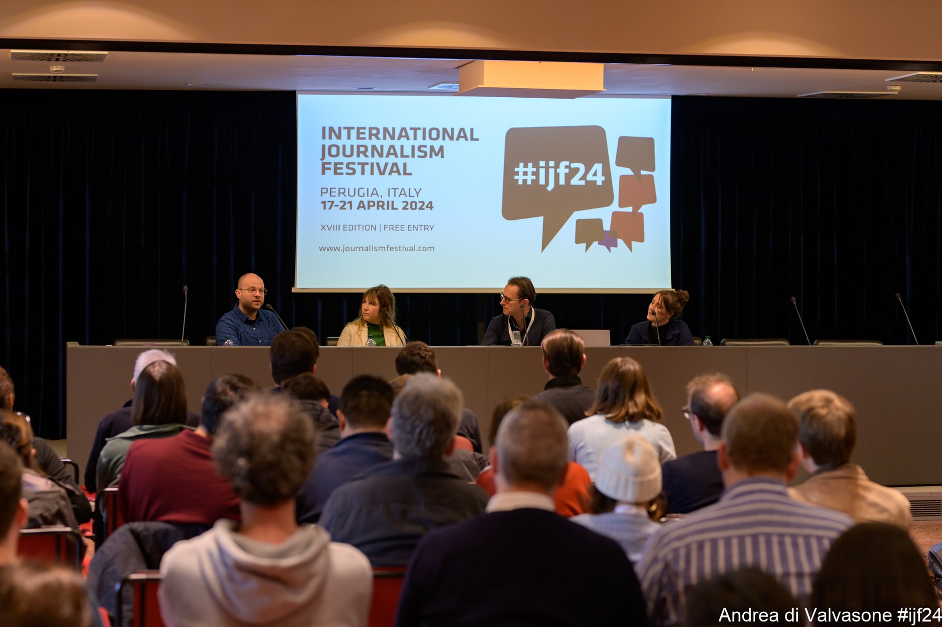 Resilience in Perugia: 5 ways we see journalists persevering during times of turmoil and change