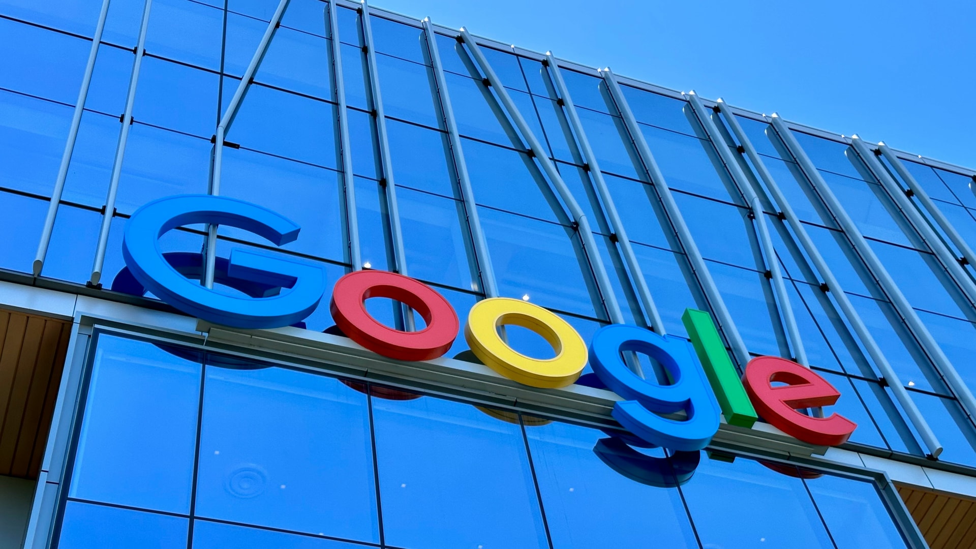“It’s a power play” – Google’s test to remove EU-based news content raises concerns